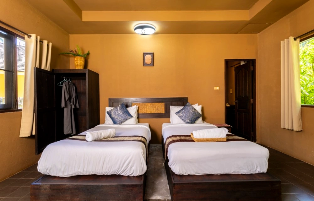 Melina's monkey house and whale bar Blog Pictures